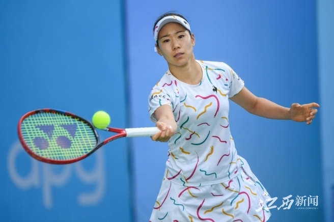 挥了各自的 挥了各自的